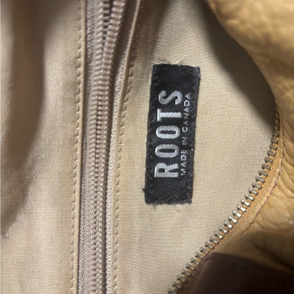 SOLD- Vintage leather roots bag - Picture 4 of 6